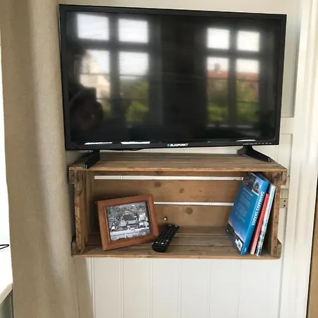 Bed & Breakfast Thuroe 3*