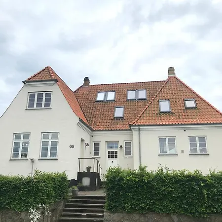 Bed & Breakfast Thuroe