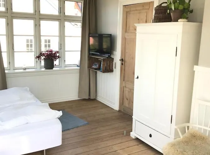 Bed and Breakfast Thuroe